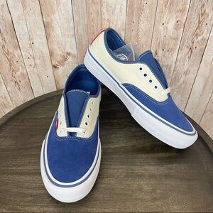 Vans Authentic Pro “Stv Navy/Classic White” Sneaker Size 9 Women